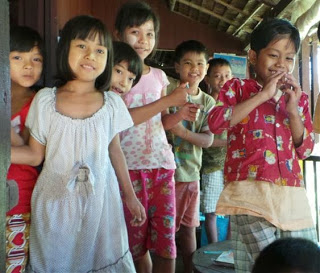 School Children Singing to us.