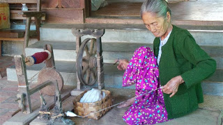 Spinning cotton