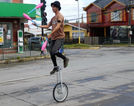 Traffic light unicyclist