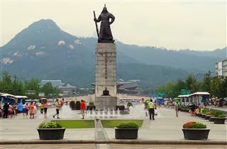 Admiral Yi Sun Sin Statue