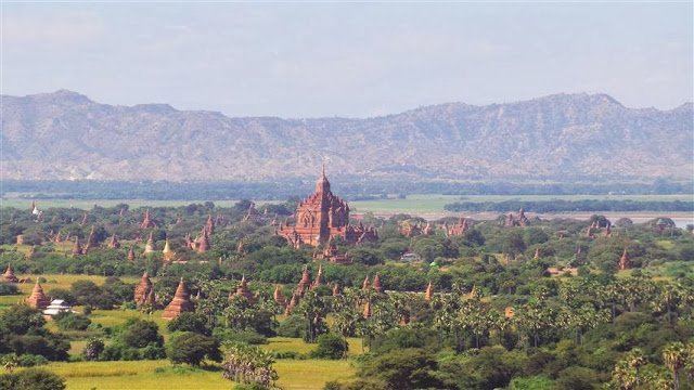 View from Shwesandaw Paya