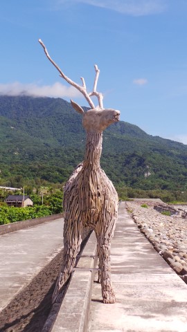 Shiti - Deer Sculpture
