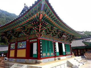Naejang Sa temple