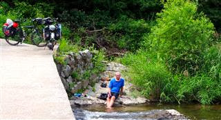 Lunch by Naerincheon River