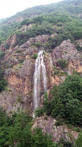 Waterfall Near Jinan