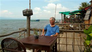 Steve_at_crab_market_cafe Steve_at_crab_market_cafe
