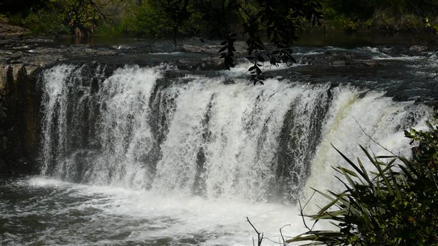 Hararu Falls