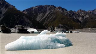 Lake Tasman Icebergs