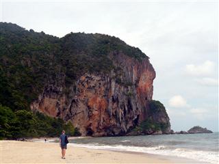 Tham Phra Nang Bay Railey